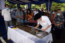 Rektor Undip Resmikan...