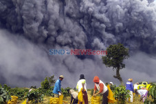 Gunung Sinabung Kembali...