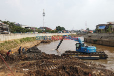 Jelang Musim Hujan,...