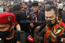Gatot Nurmantyo Hadiri...