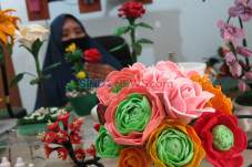Kreatif Membuat Bunga...