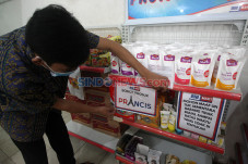 Aksi Boikot Produk Prancis...
