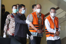 KPK Tahan Wali Kota...
