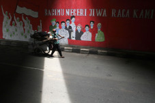 Hingga 1 Desember 2020,...