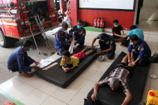 Dengan Pijat Cimande,...
