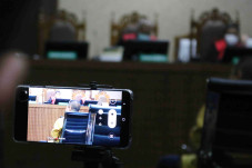 Sidang Suap Penghapusan...
