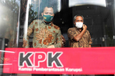 Wakil Ketua Umum Partai...