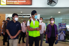 Kenakan Udeng, Menparekraf...