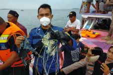 Basarnas Temukan Benda...