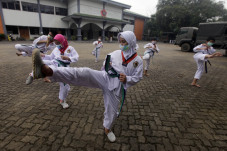Melihat Siswa Ampibi...
