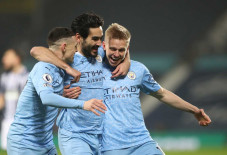 Pesta Gol, Man City...