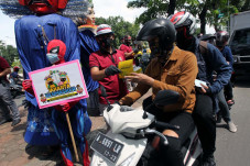 Gerakan Jakarta Bermasker,...
