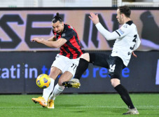 Tim Papan Bawah Spezia...