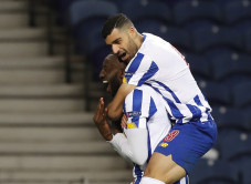 Porto Tumbangkan Juventus...
