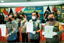 Kasus Mafia Tanah Ibu...