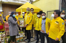 Golkar DKI Serahkan...