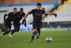 Manchester City Permalukan...
