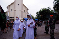 Ibadah Jumat Agung di...