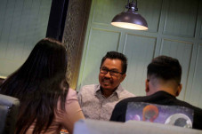 Smartfren Tanggapi Surat...