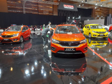 Pameran IIMS Hybrid...