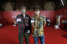Personel Slank dan Pekerja...