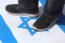 Bela Palestina, Massa...
