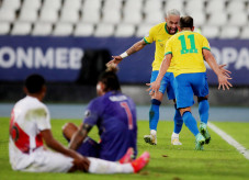 Pesta Gol ke Gawang...