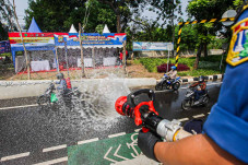 Lolos Penyekatan di...