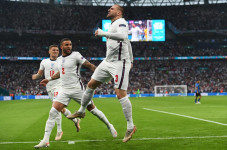 Final Piala Eropa 2020:...