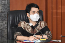 Kominfo Pertahankan...