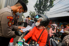 PPKM Darurat Diperpanjang...