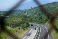 Exit Tol di Jateng Ditutup,...