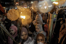Pawai Obor Sambut Tahun...