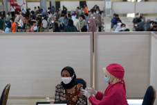 Ribuan Mahasiswa Unnes...