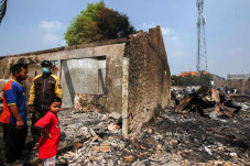 Pascakebakaran di Bekasi,...