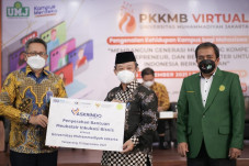 Askrindo Berikan CSR...