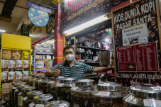 Mengintip Dunia Kopi...