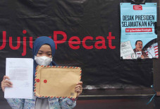 Dukungan untuk Pegawai...