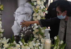 Politikus PDIP Sabam...