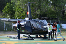 Penyewaan Helikopter...