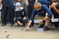 Menteri Sandiaga Memberdayakan...