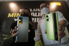 Smartphone Idola Anak...