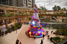 Pohon Natal Setinggi...