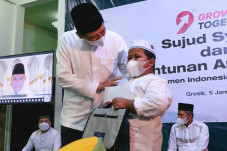 Rayakan HUT Ke-9, SIG...