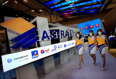 Astra Financial Hadirkan...