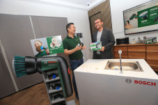 Bosch Perkenalkan UniversalBrush