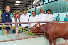 Peresmian Desa BSI Parangbanoa...