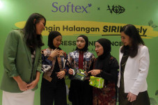 Komitmen Dukung Perempuan...