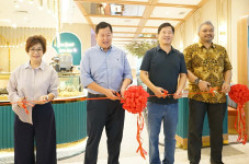 Dongkrak Pengunjung,...