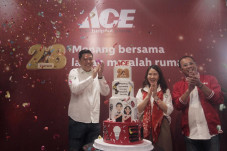 HUT Ke-28, ACE Hardware...